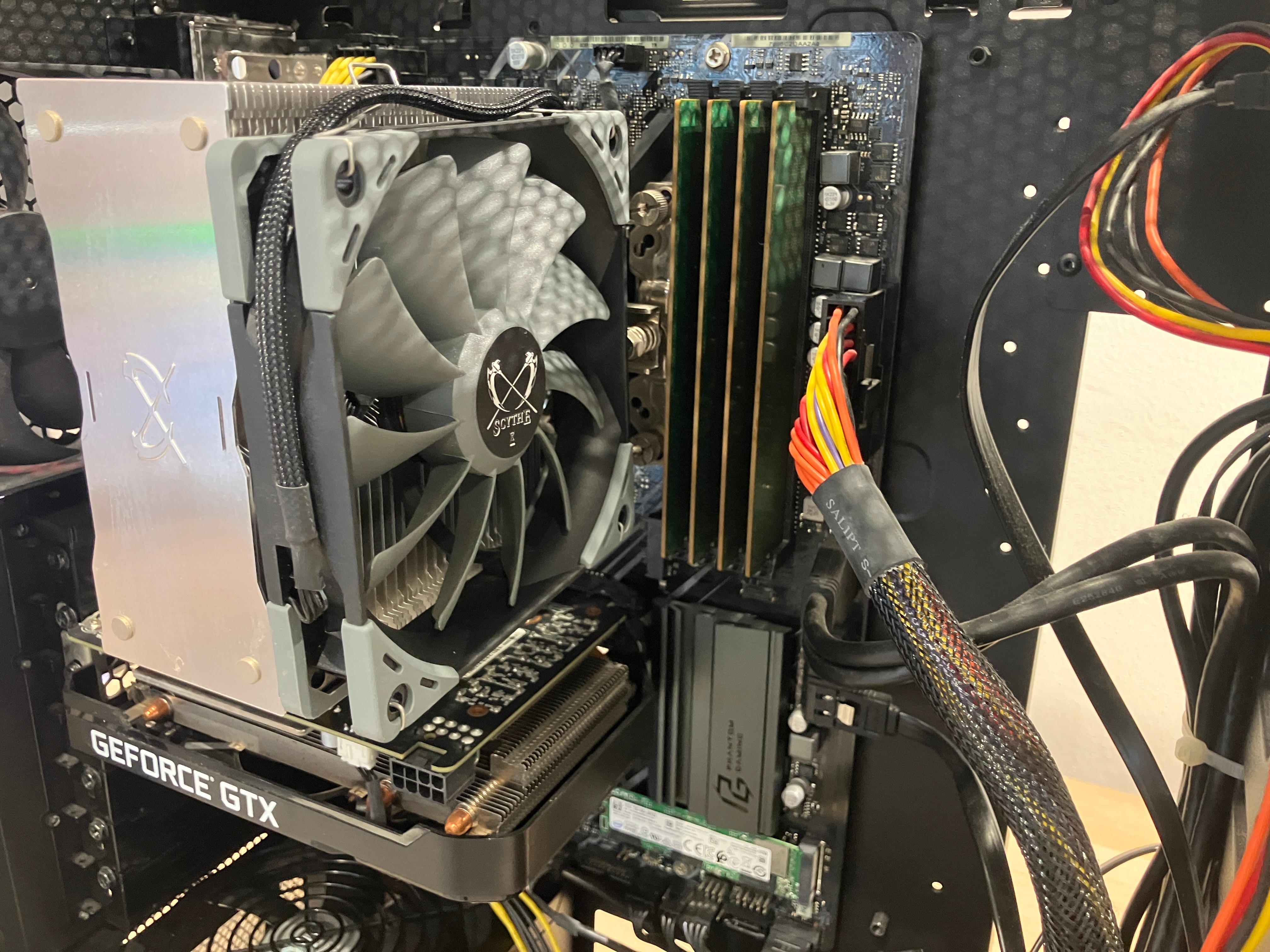 クリーニング後、CPU付近