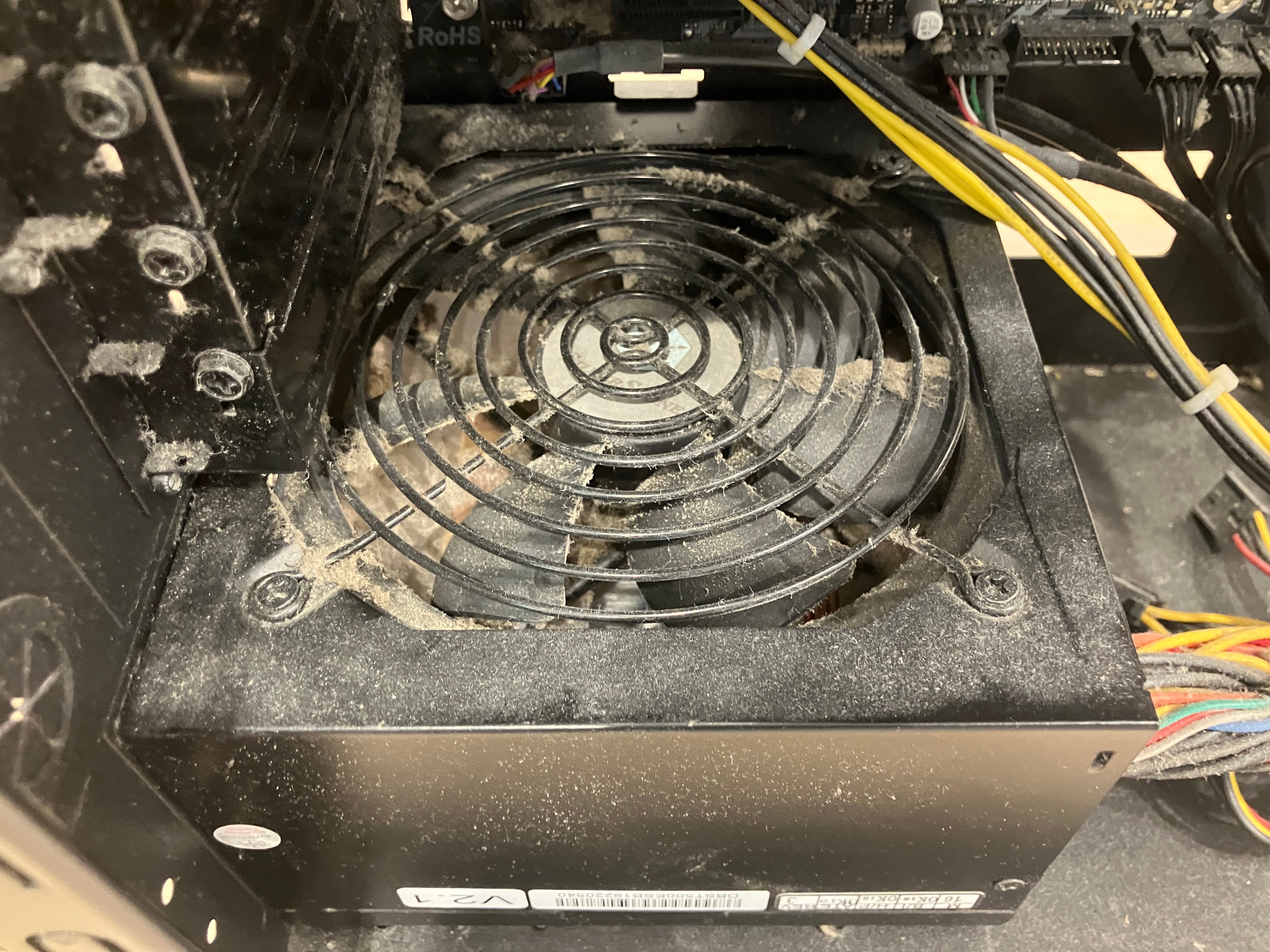 クリーニング前、電源付近