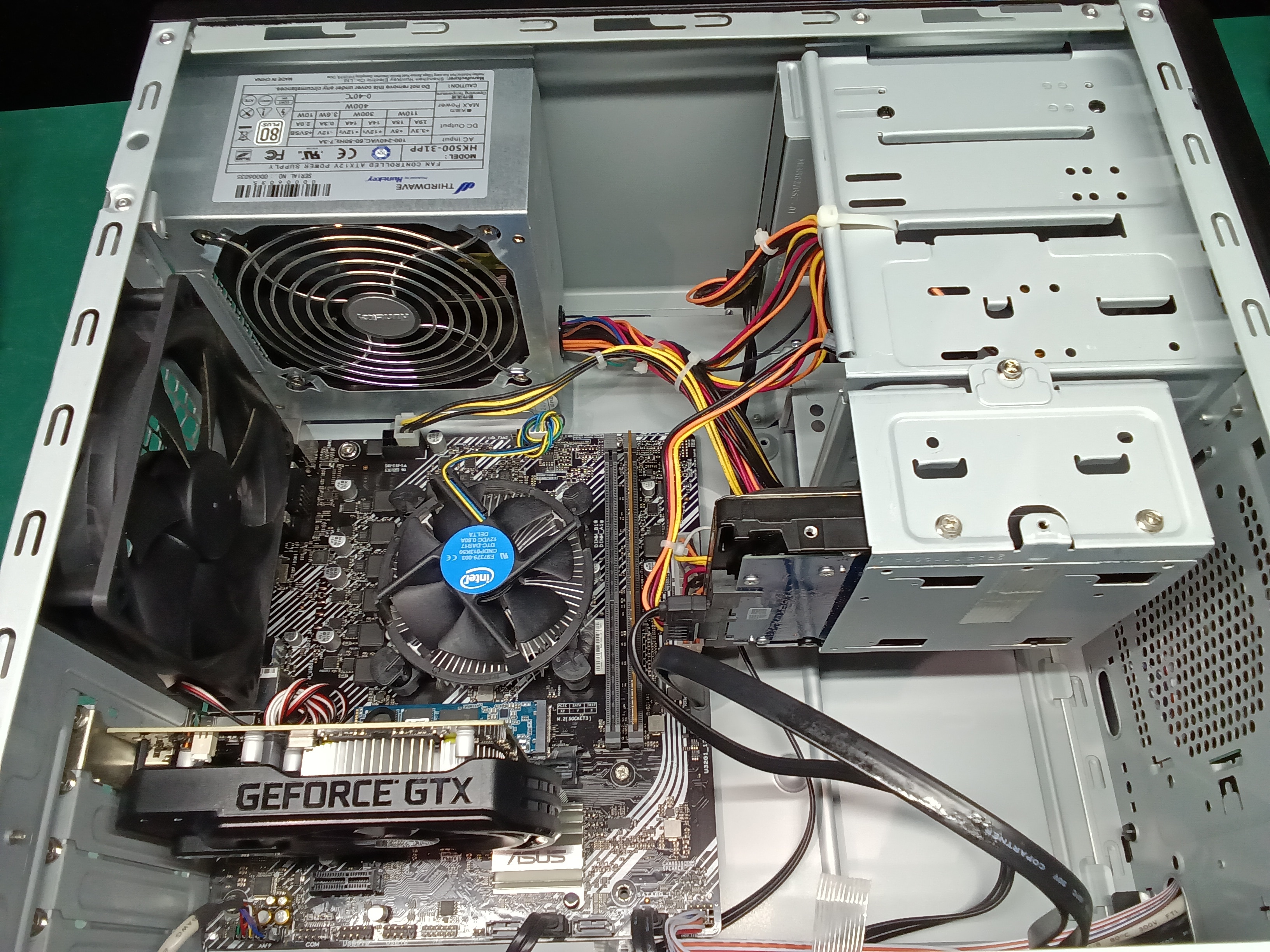 クリーニング後パソコン内部全体