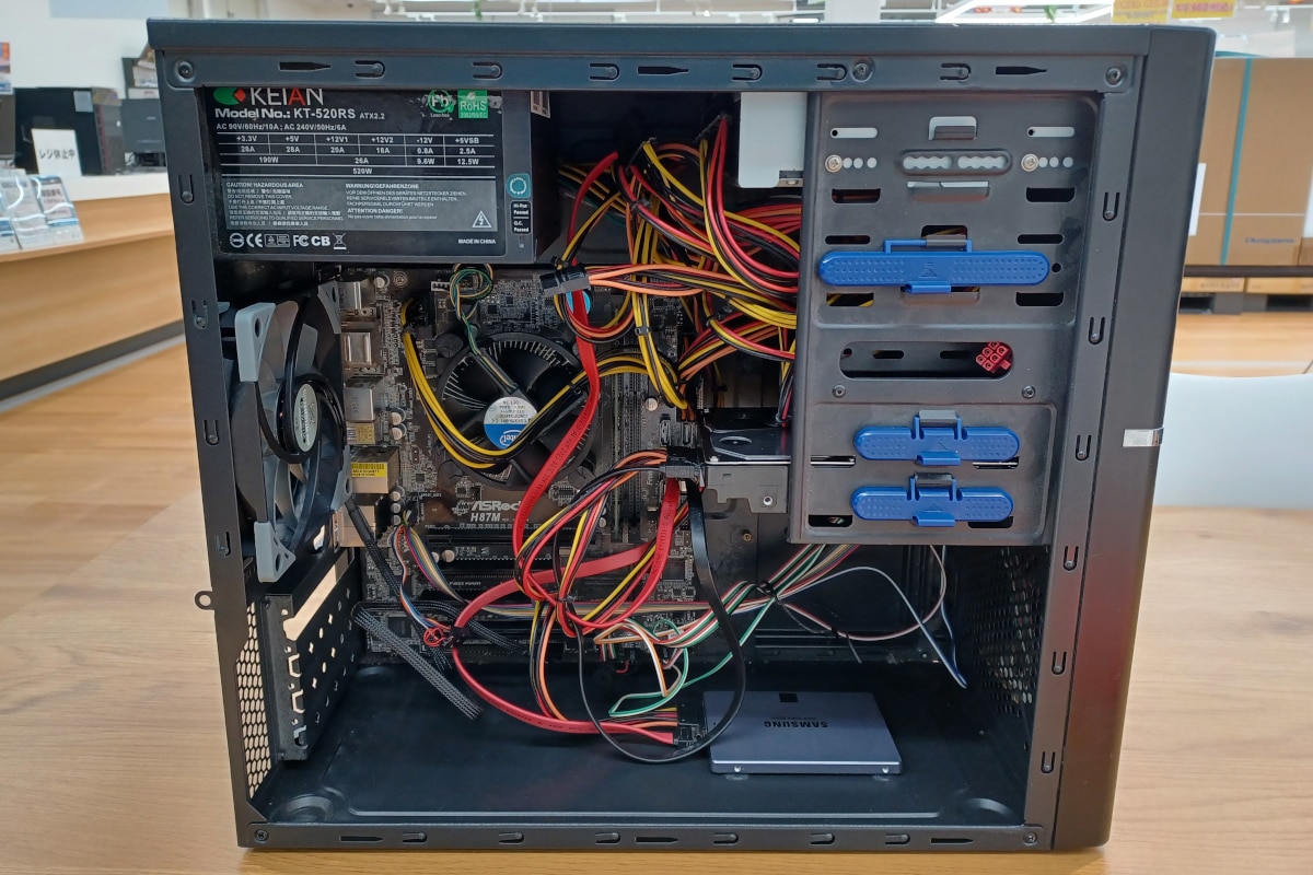 パソコン修理事例 自作パソコン 電源が入らない