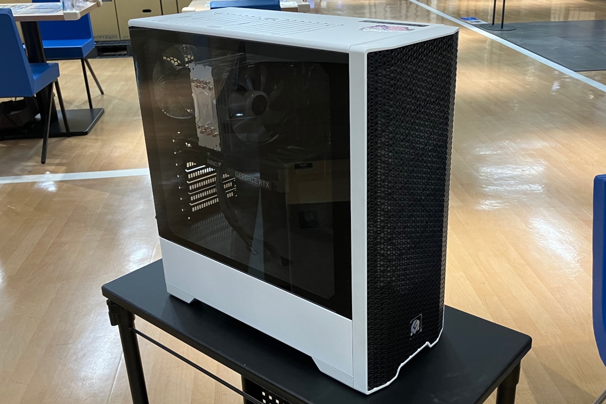 パソコン修理事例 ゲーミングPC 電源は入るものの画面が映らない