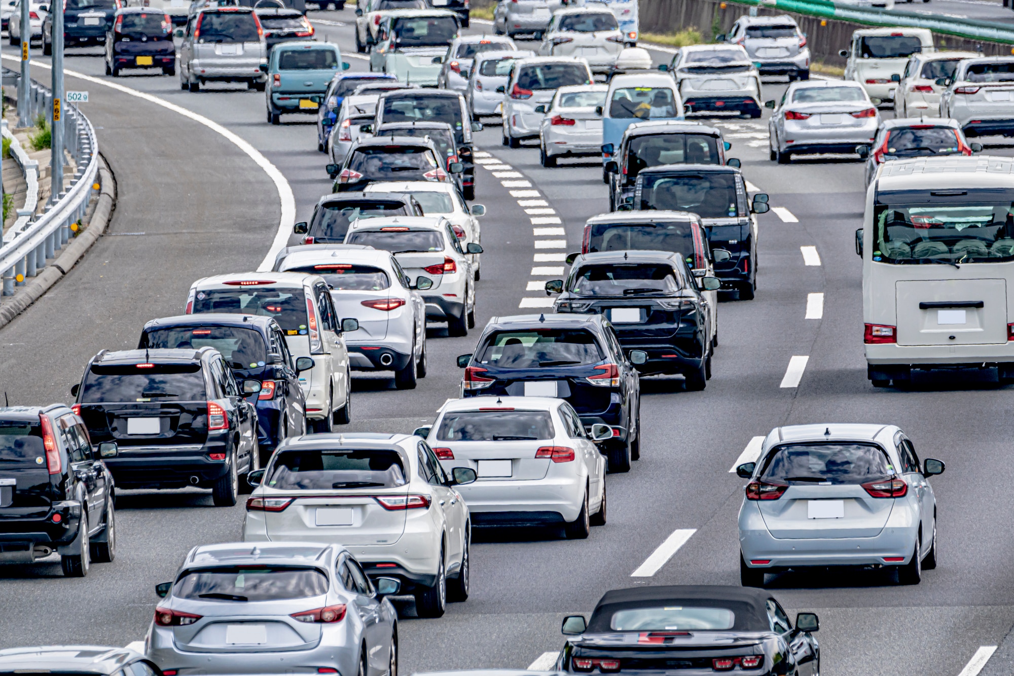都市部における交通渋滞と環境問題