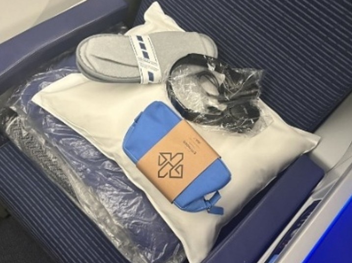 飛行機内画像 ANA×プリファードホテルズ