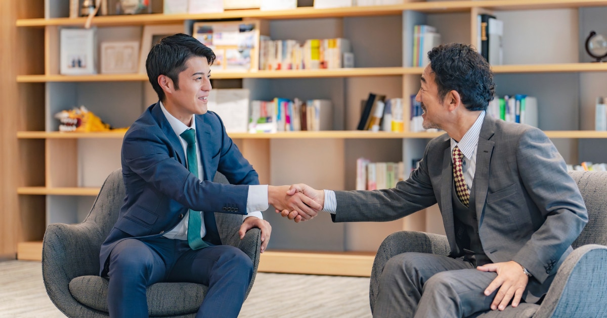 譲渡契約書とは？事業譲渡と株式譲渡それぞれの記載項目・注意点は？