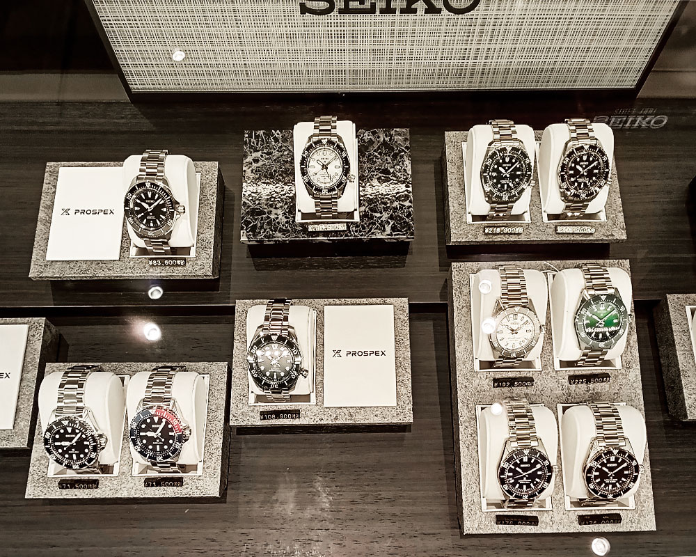 ザ・クロックハウス ニューベーシック 高岡店