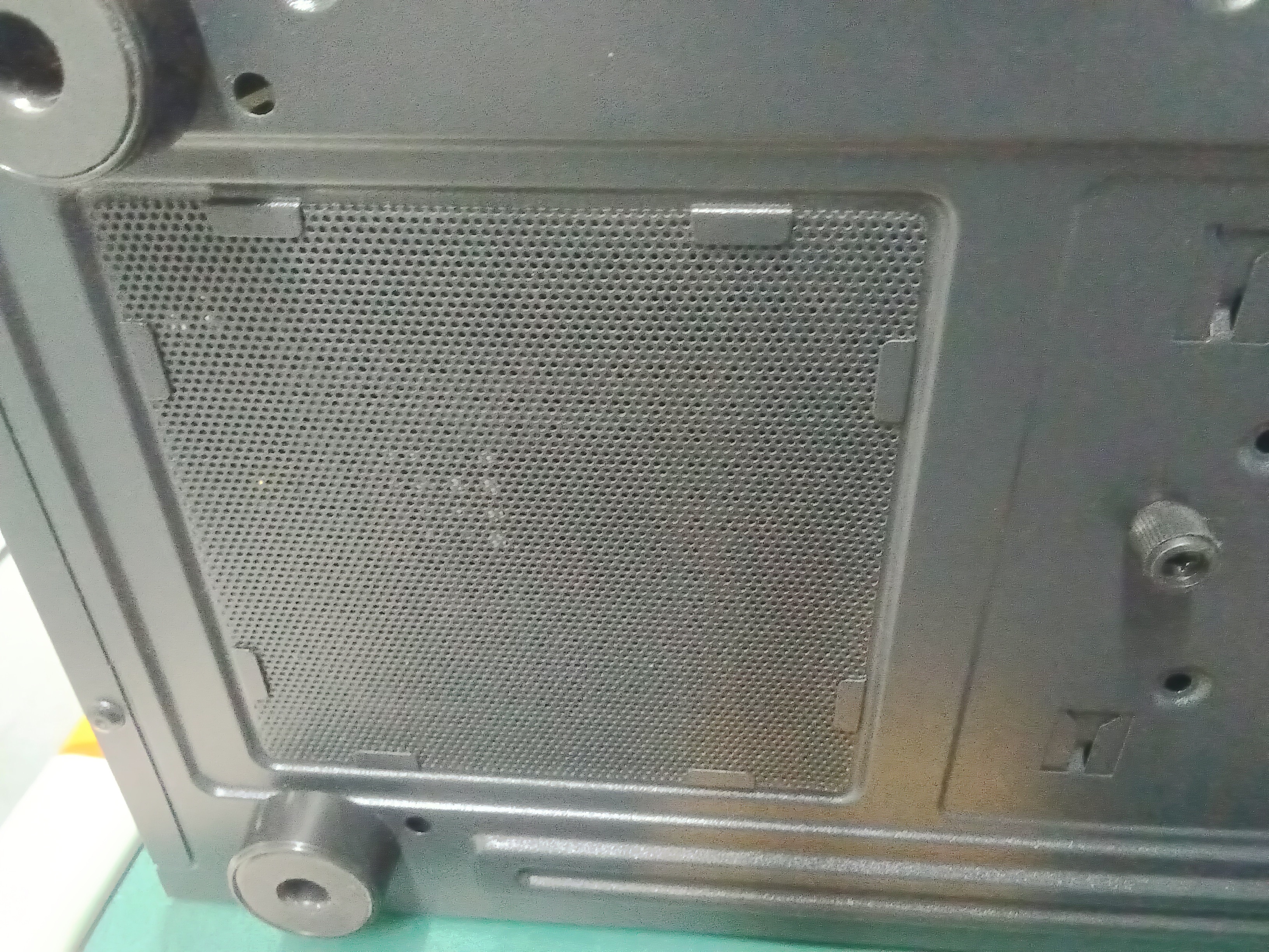 クリーニング後の底面ダストフィルター