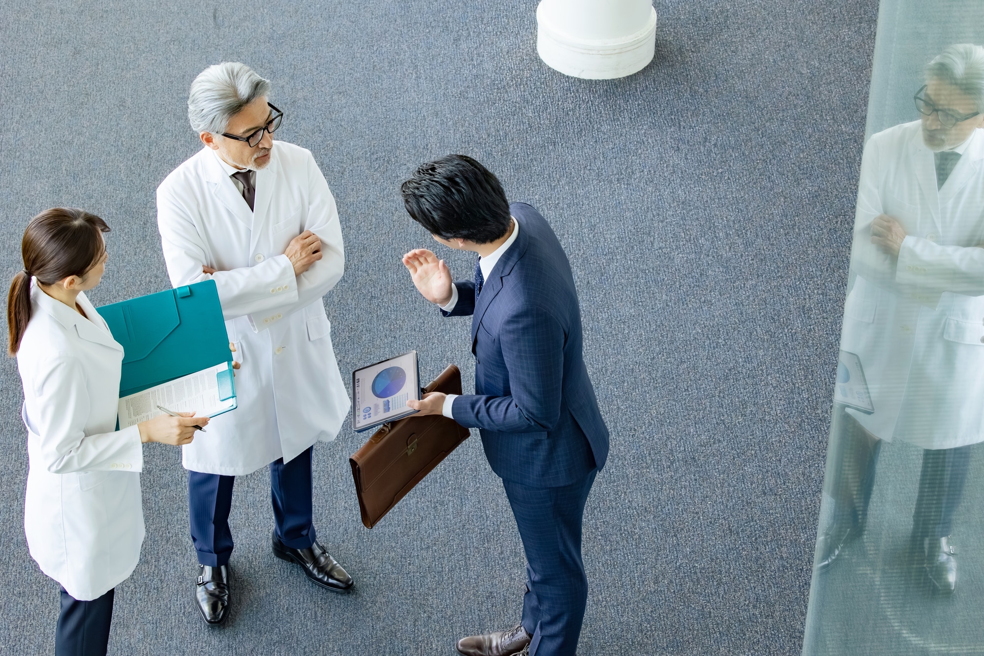 医療機器メーカー