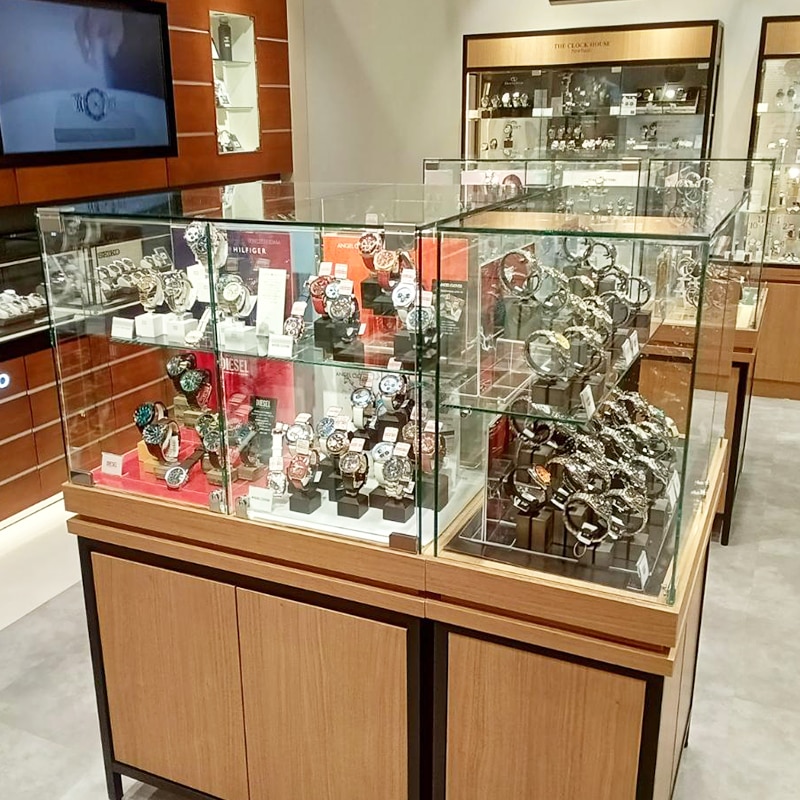 ザ・クロックハウス ニューベーシック 鹿児島店