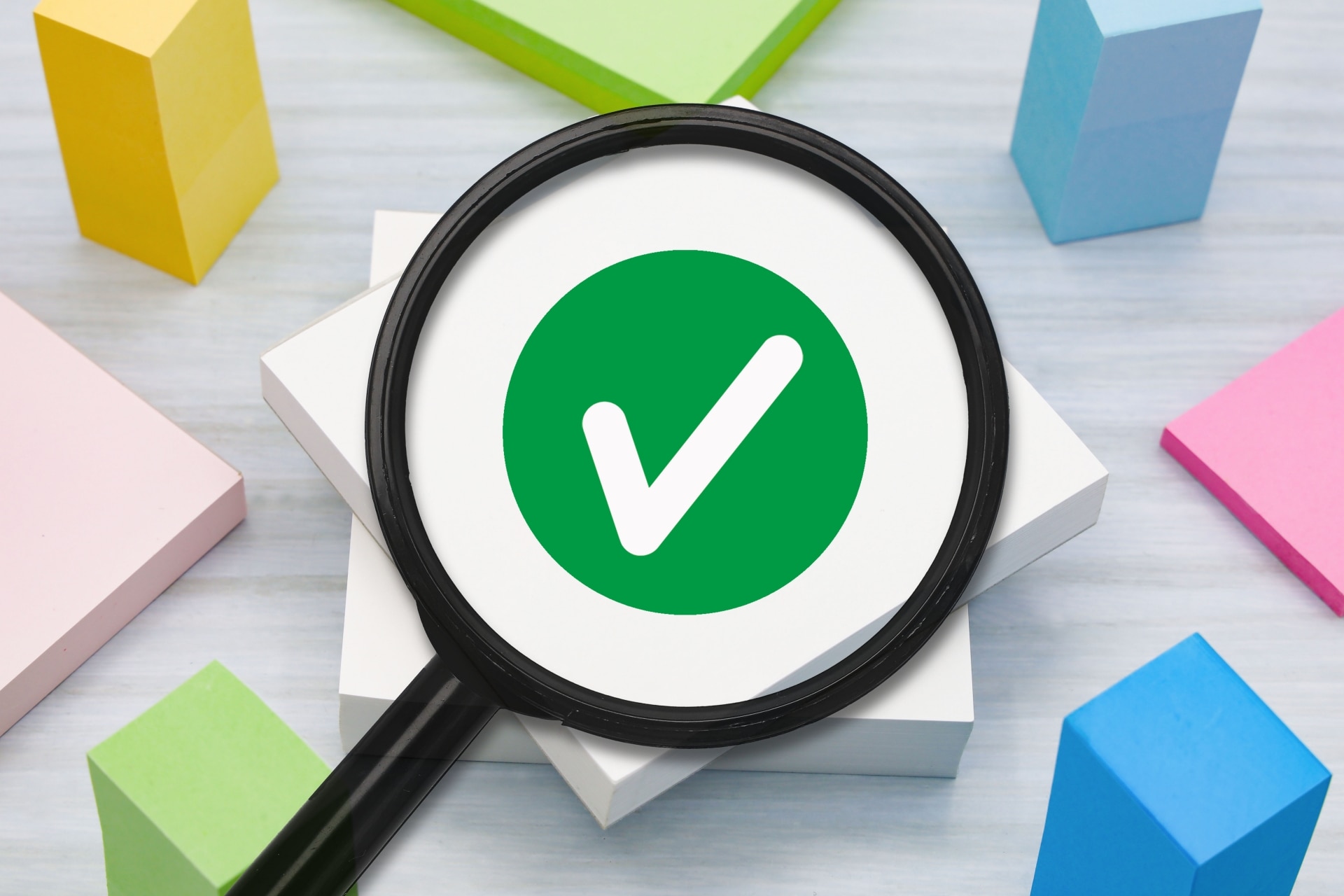 社内の申請や承認フローを作成できる