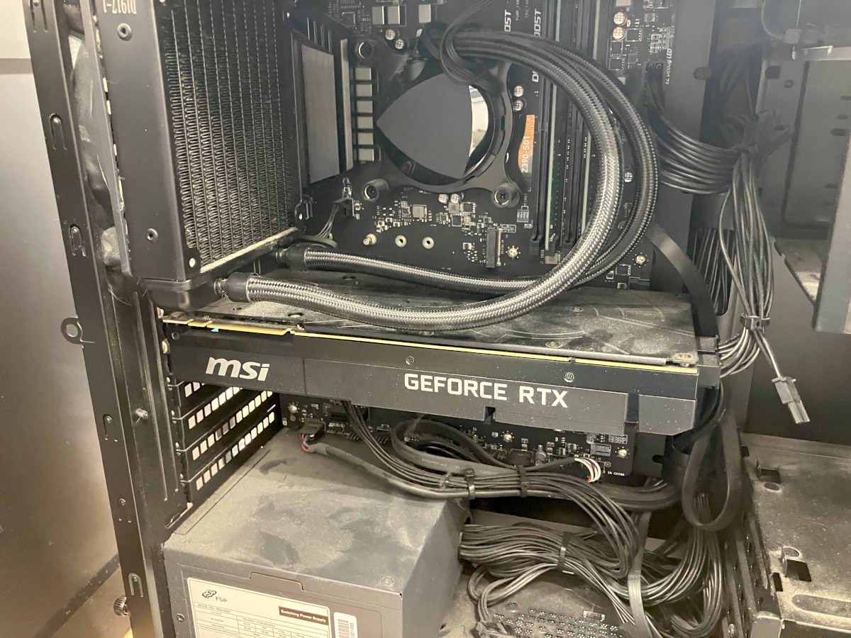 クリーニング前パソコンん内部2