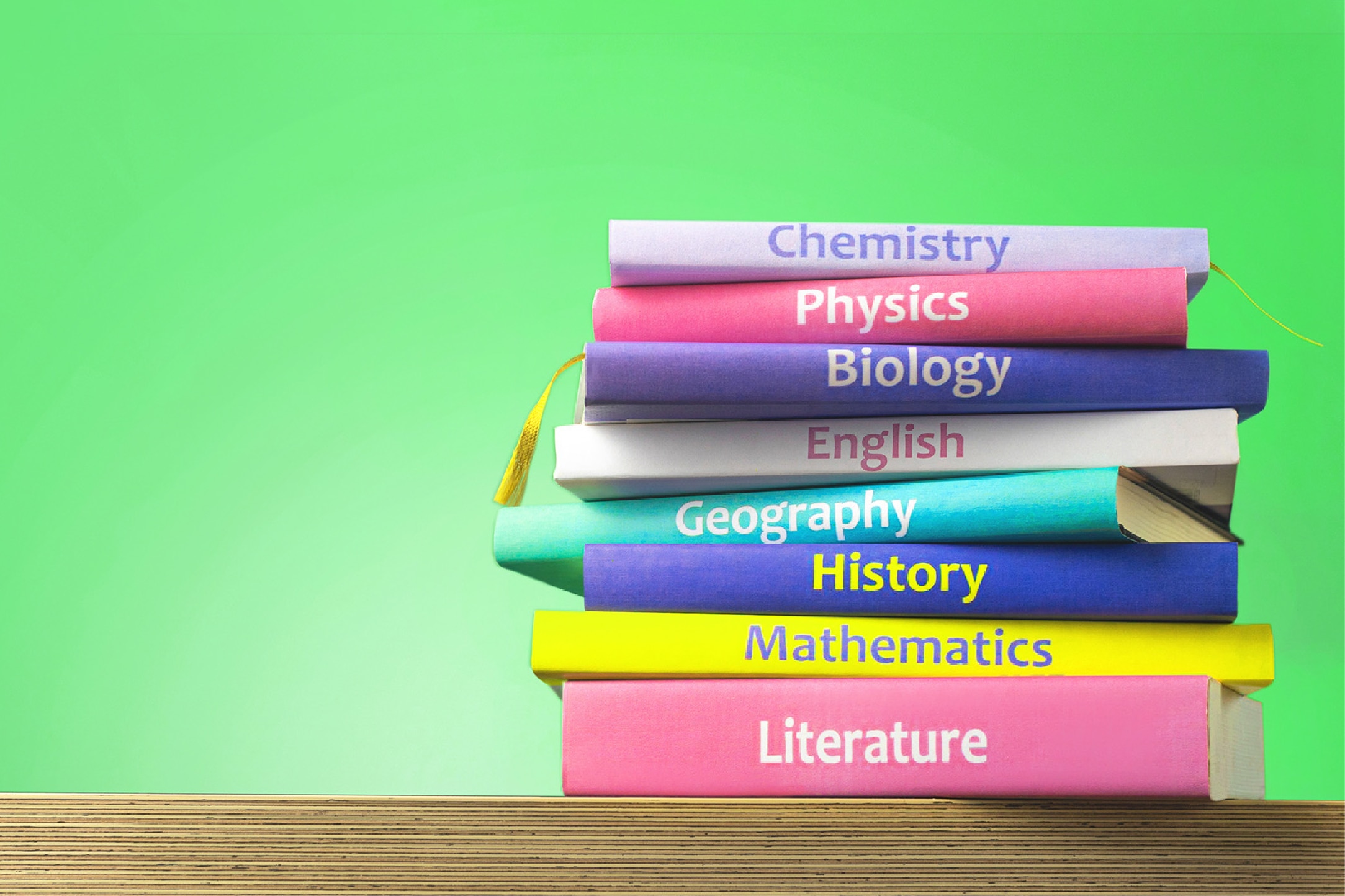 積まれた教科書