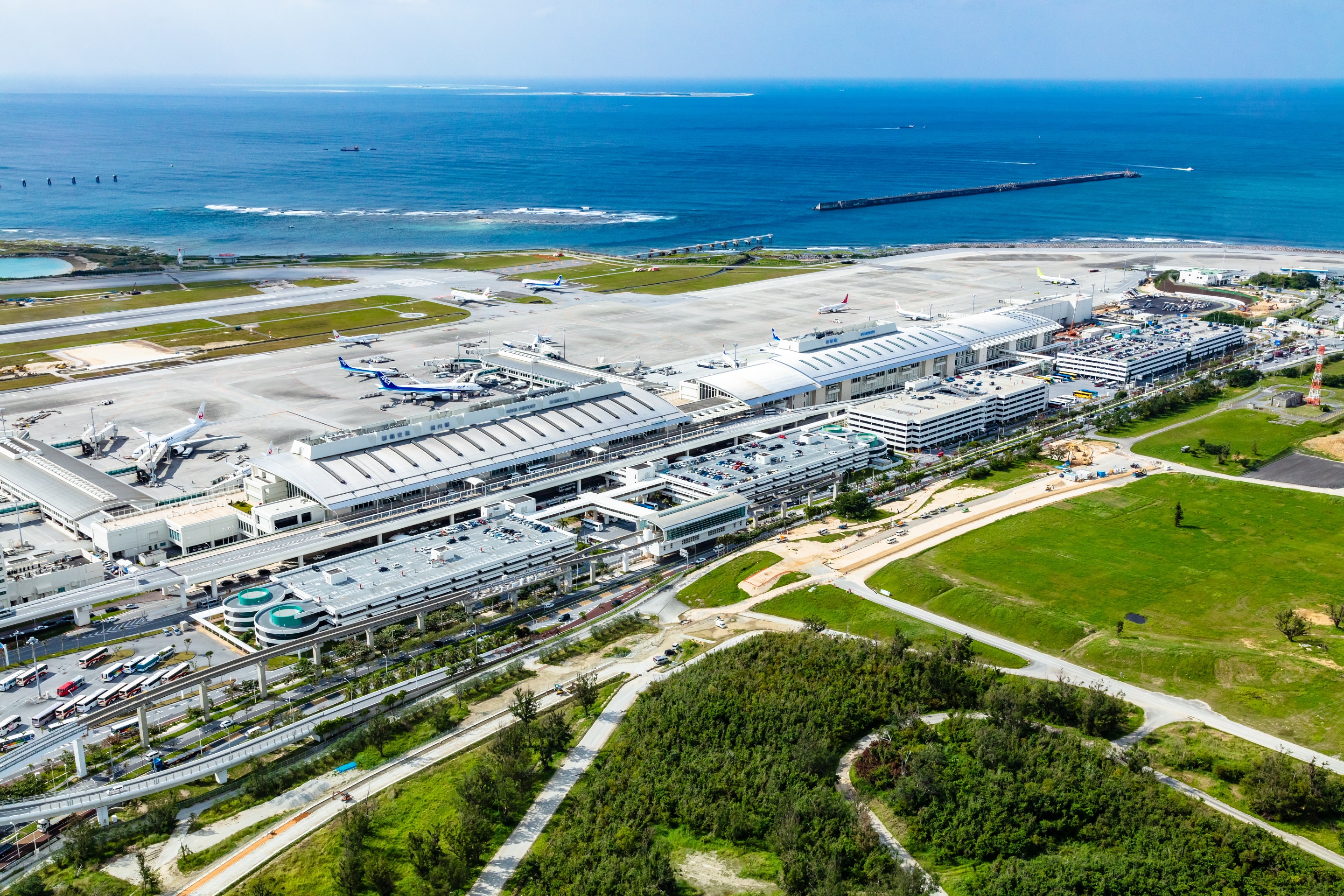 那覇空港ビルディング