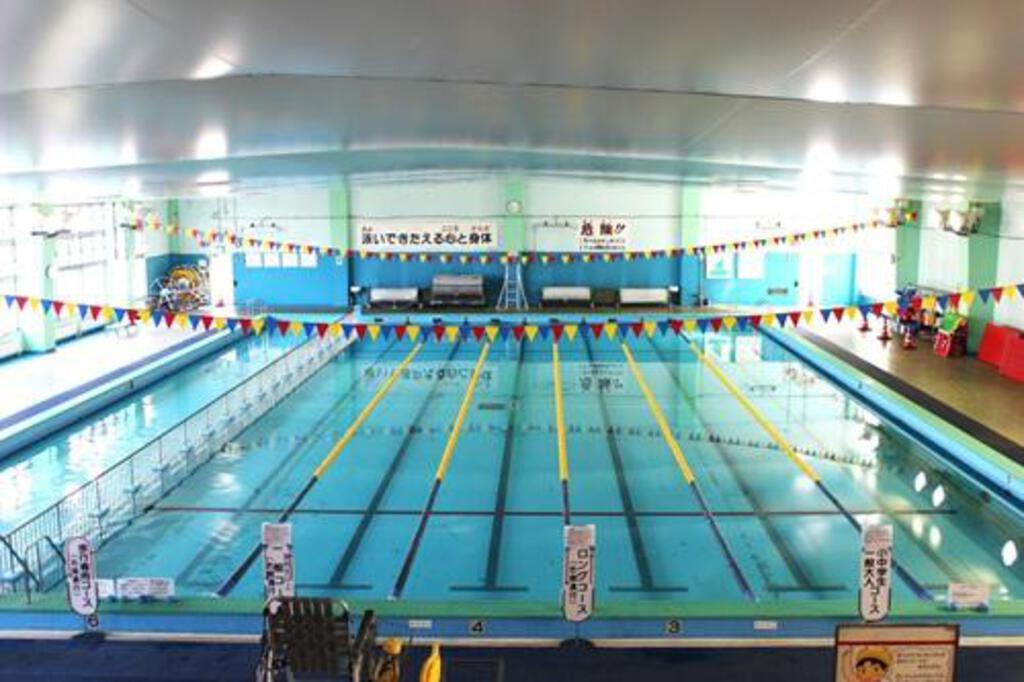 福岡市立中央市民プール