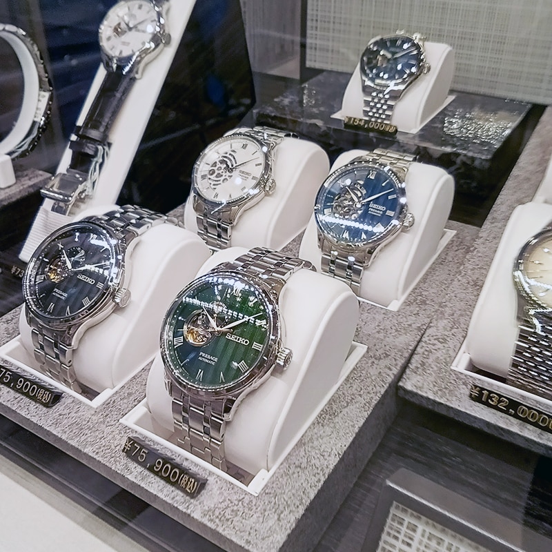 ザ・クロックハウス ニューベーシック 北花田店