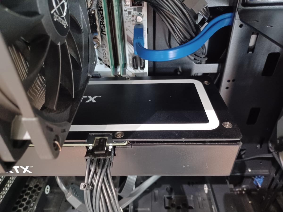 クリーニング後のパソコン内部