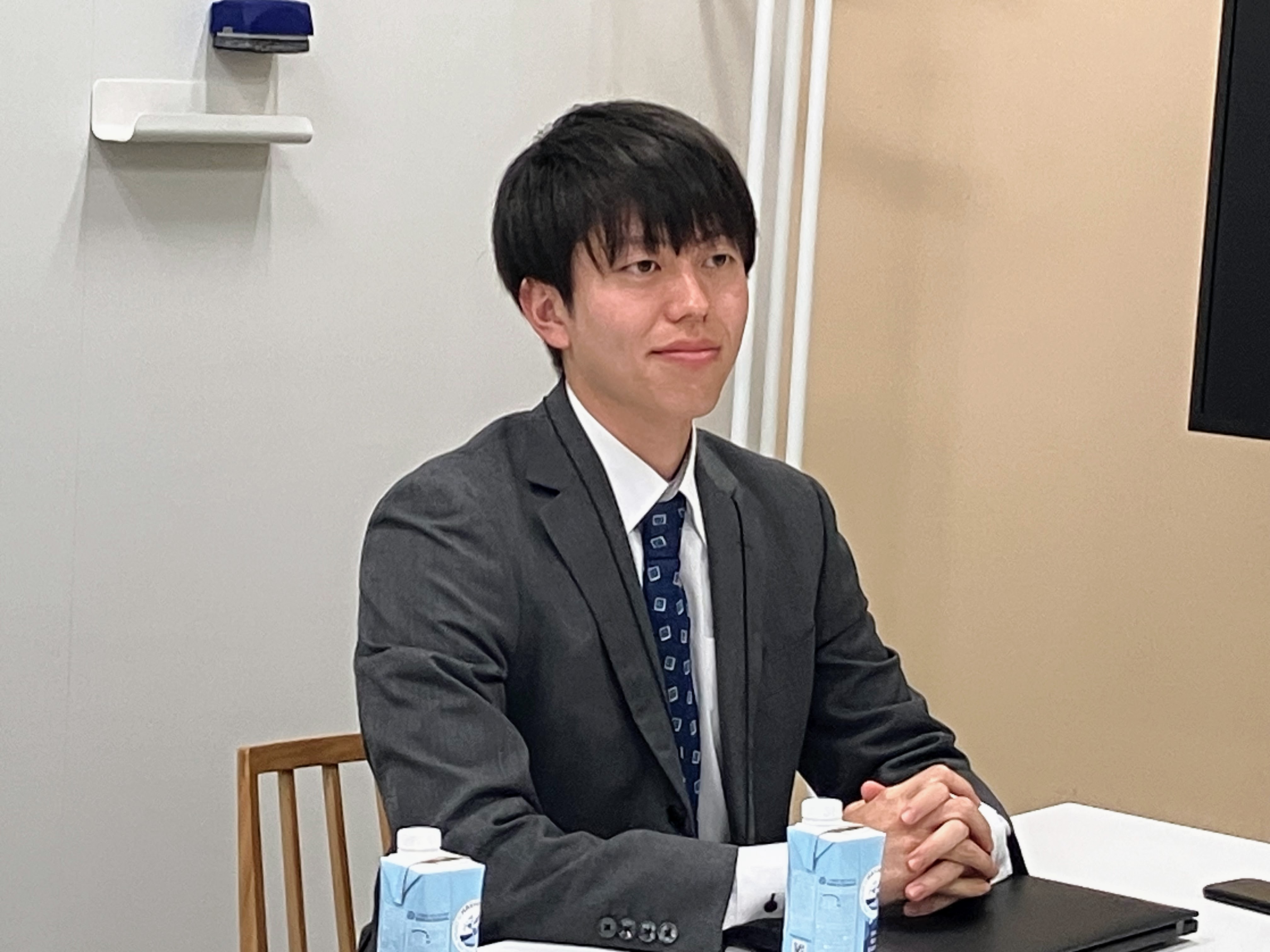 LINEヤフーを支援した、サステナビリティNaviコンサルタントの霜山竣