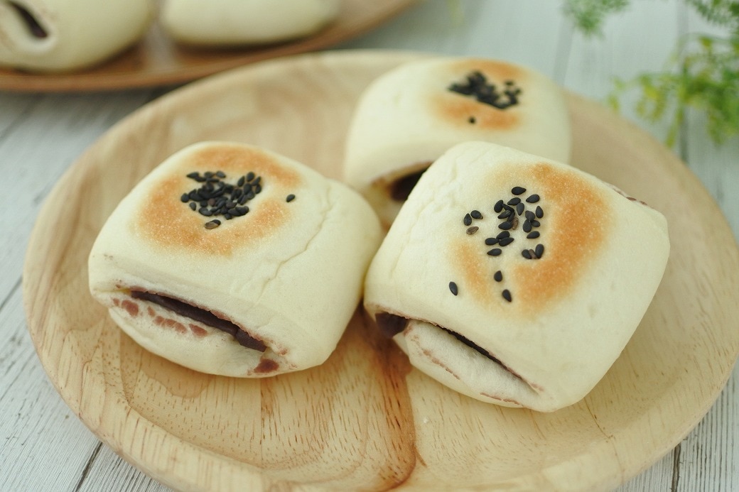 豆乳バターのこしあんぱん