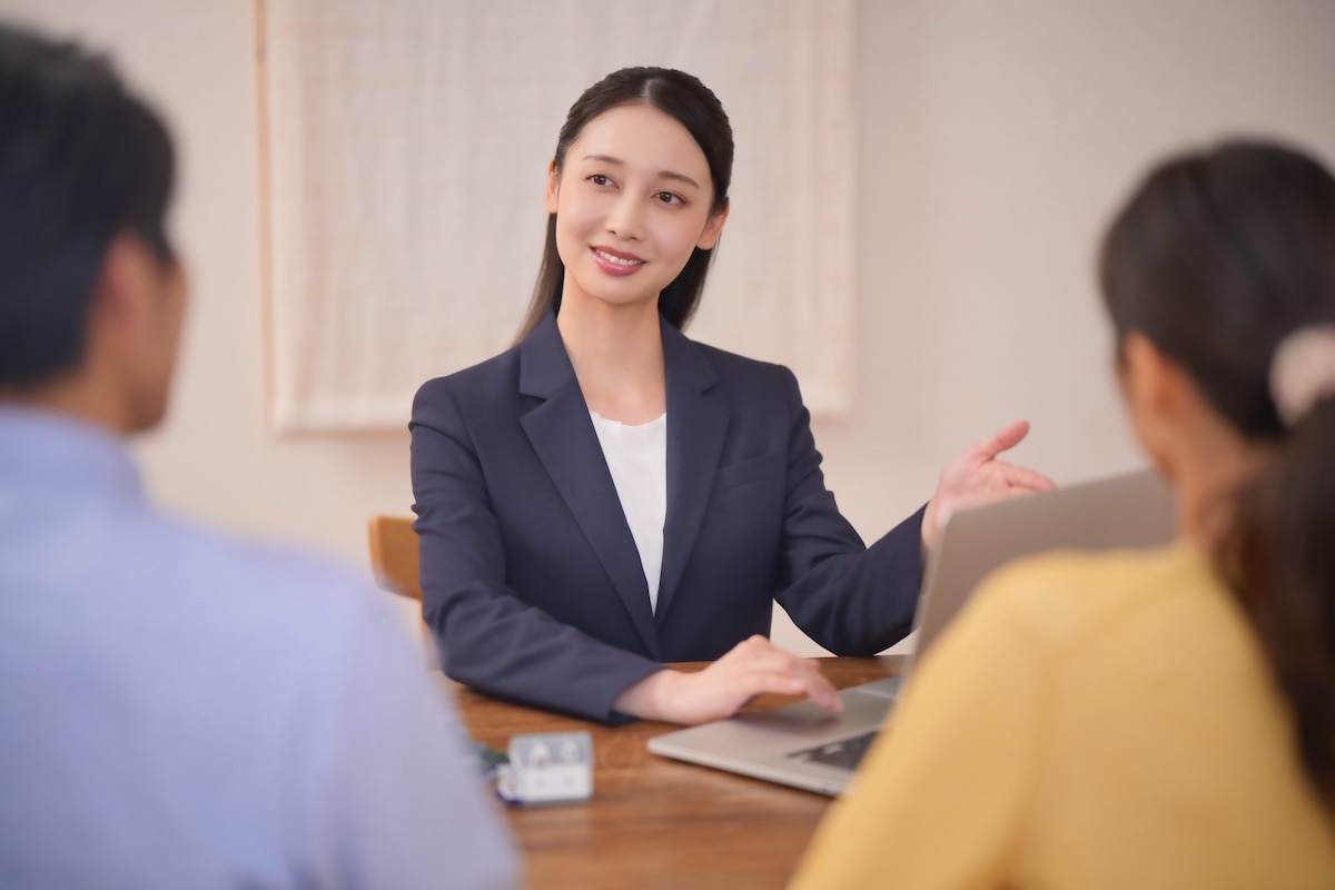 売買営業シーン