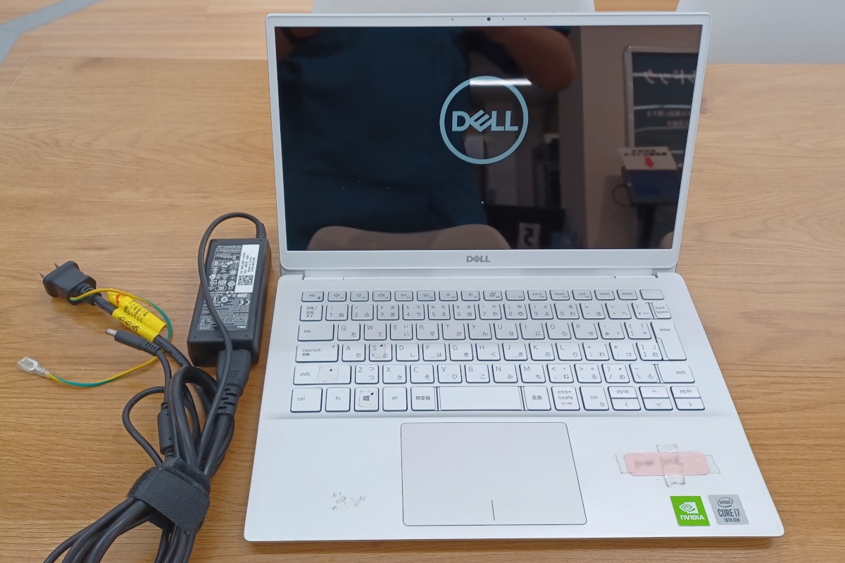 パソコン修理事例 DELL製ノートパソコン 液晶画面を割ってしまった