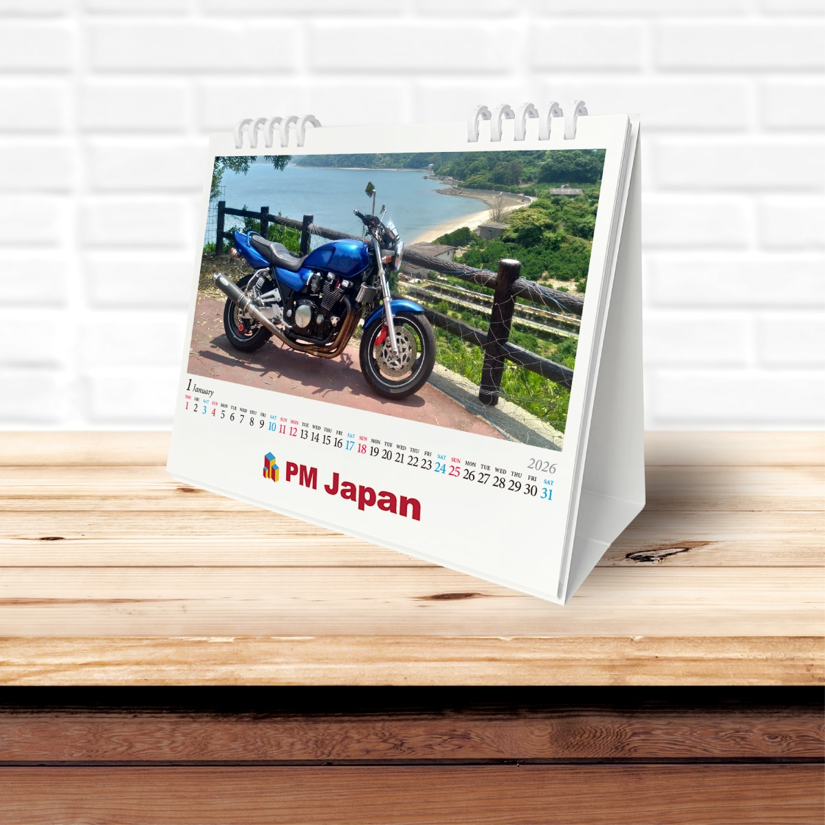写真がメインのシンプルなカレンダーの表紙
