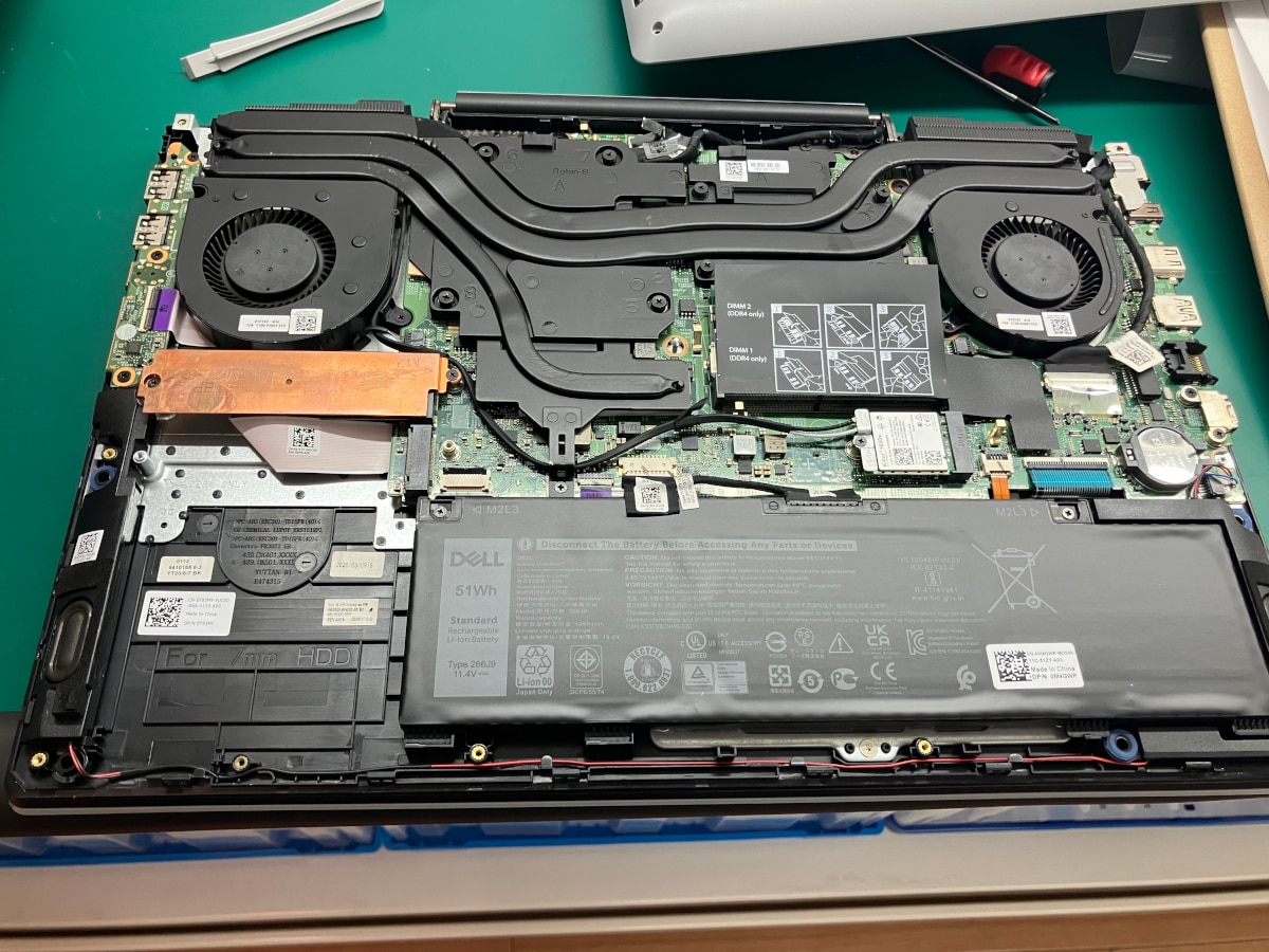 Dell G3 クリーニング作業の様子