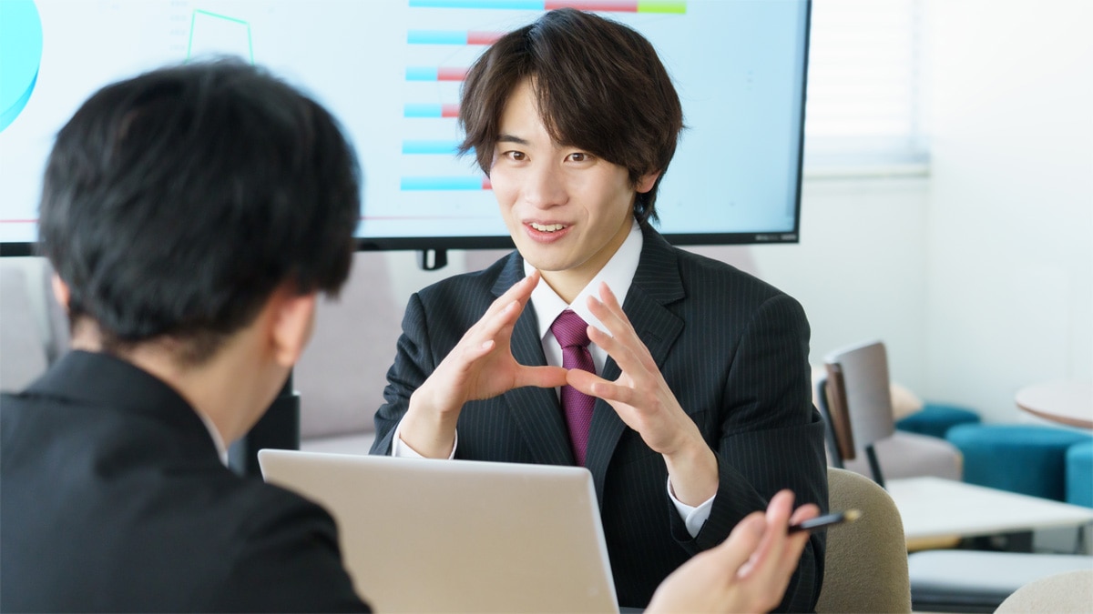 新入社員フォローアップ研修におけるプレゼンテーション基礎、資料作成力、説明力、伝える力の向上を表現