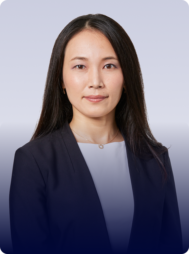 山中 麻衣 氏