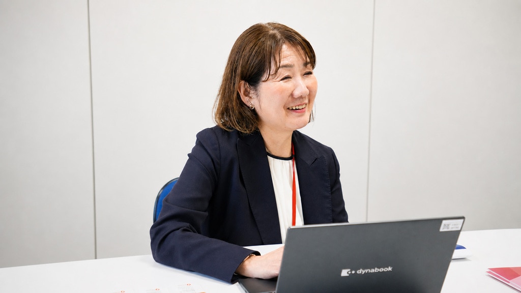 女性幹部育成プログラム導入事例インタビュー風景|吉山さま