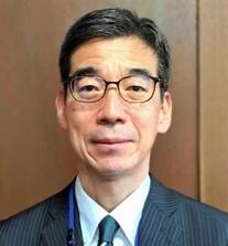 東田　芳博