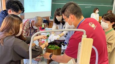 アロマオイルの抽出体験