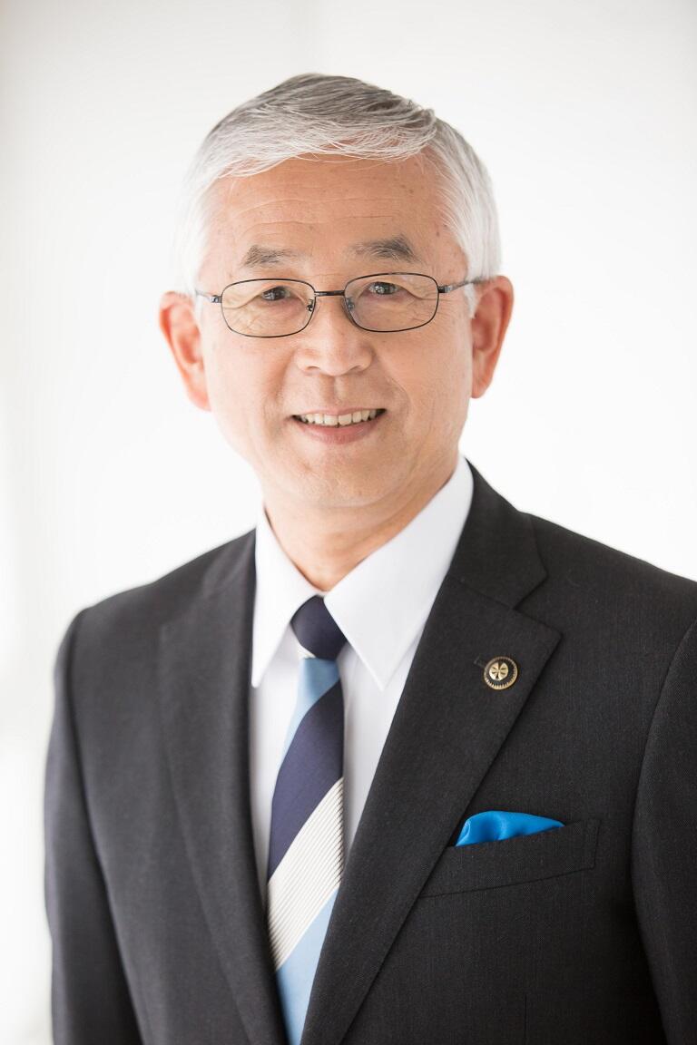 古塩 政由
