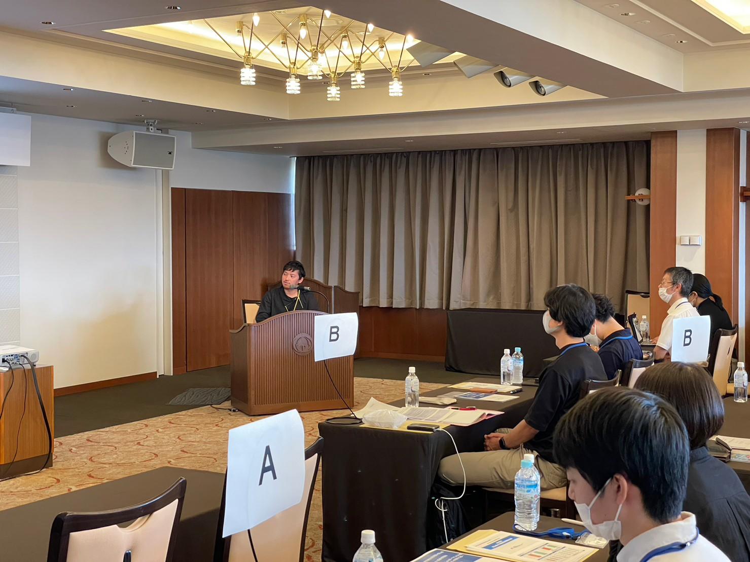 堺谷 陽平