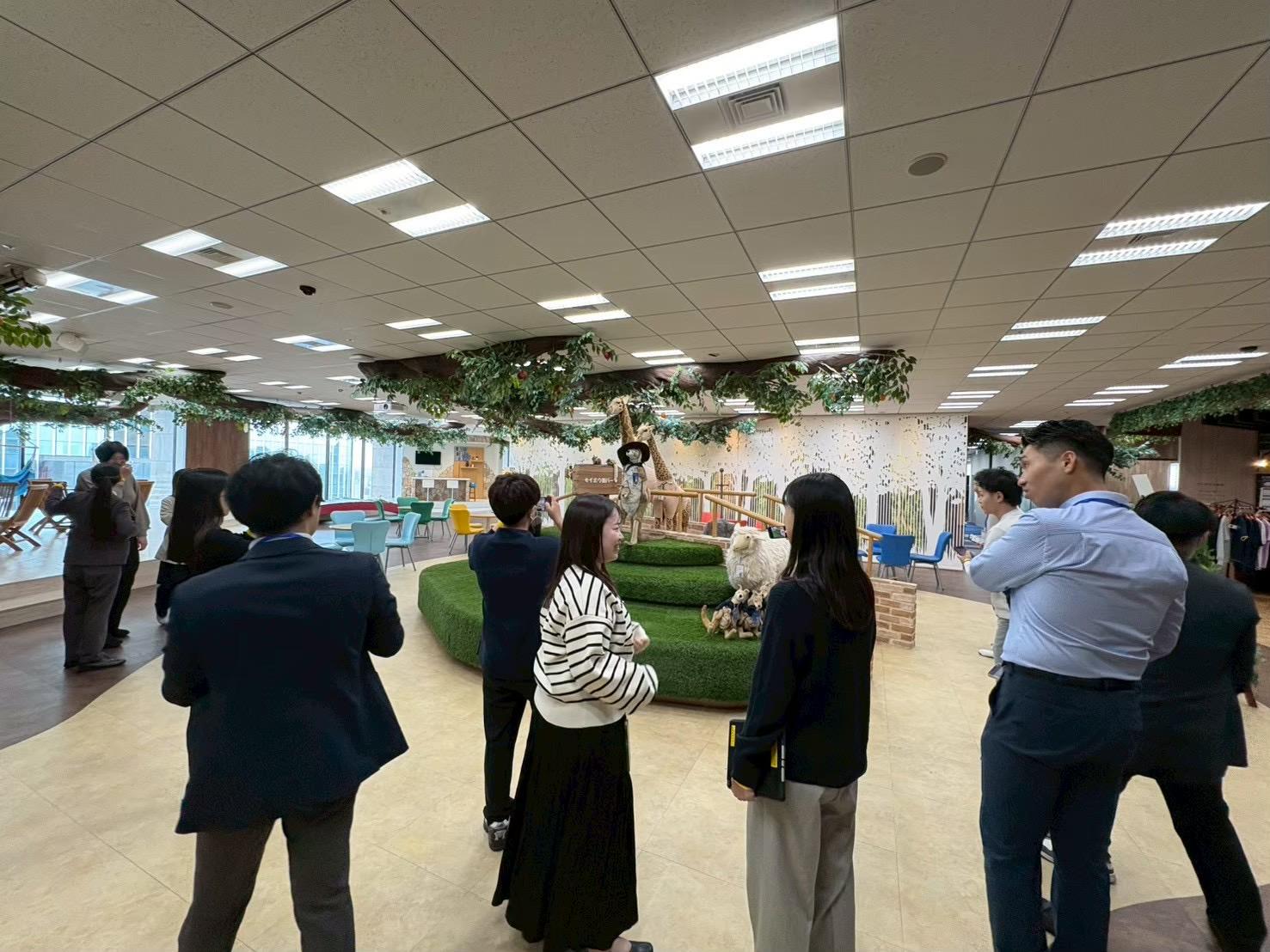 民間企業視察(サイボウズ株式会社)