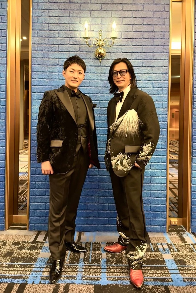 中村橋之助＿横山宗生＿結婚式＿タキシード＿クロコ＿ベルベット＿１