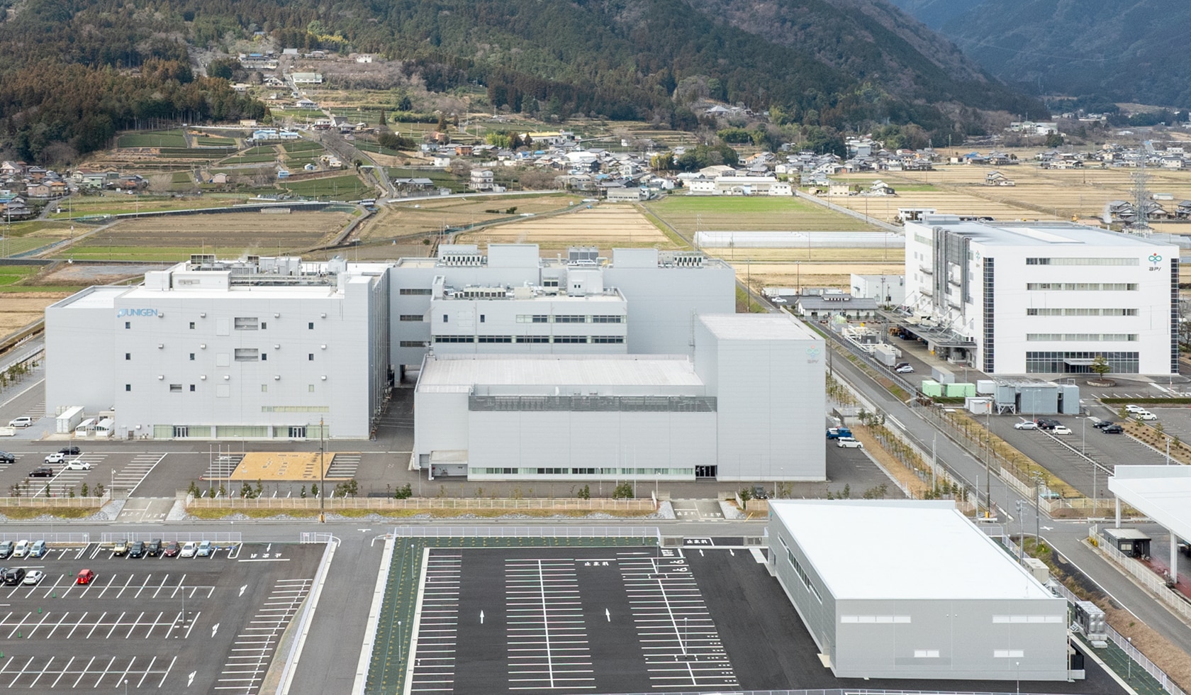 img_sec01_バイオ医薬品　工場・設備紹介