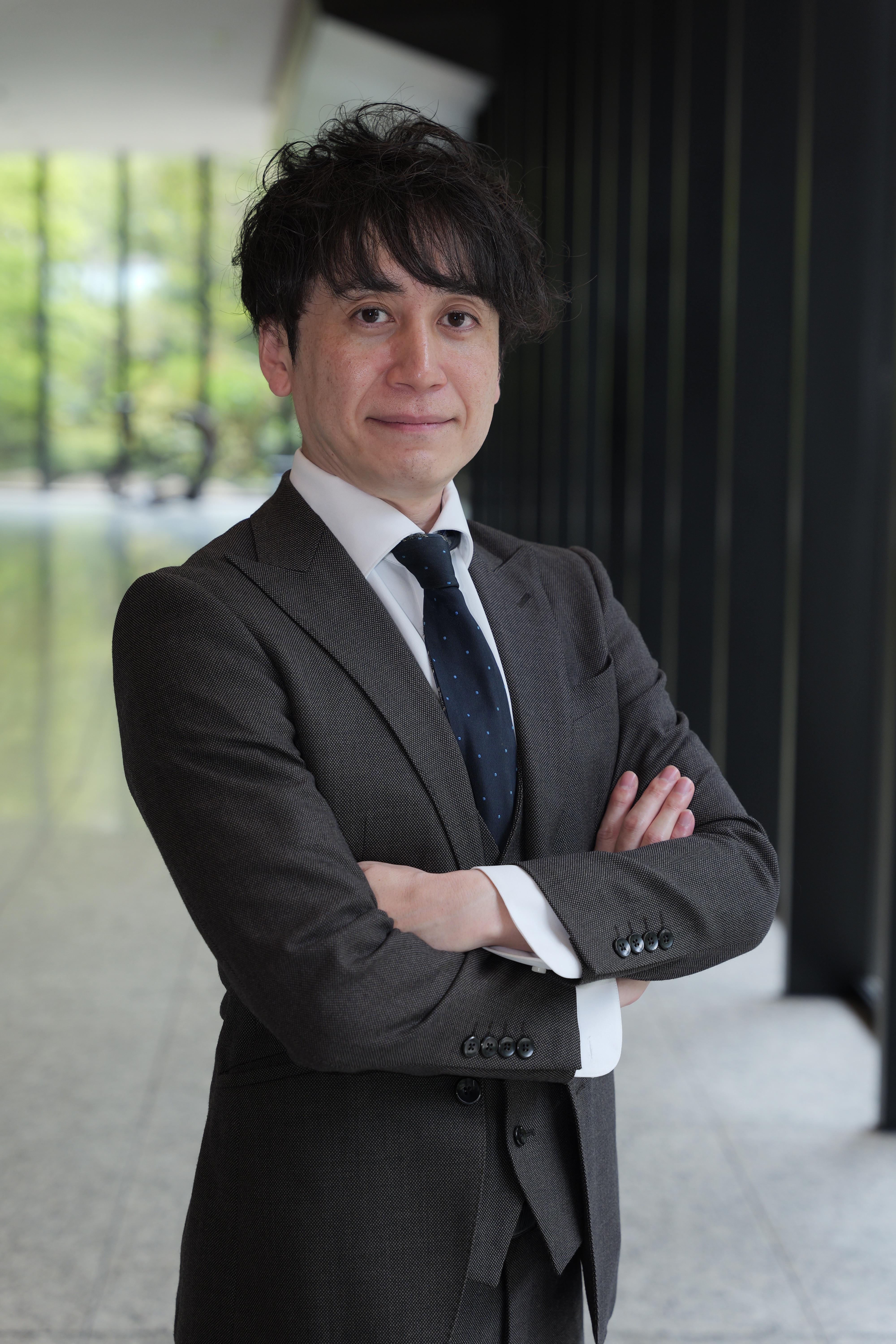プロフィール写真｜BIZARQgroup/BIZARQ会計事務所 共同代表 吉岡和樹　様